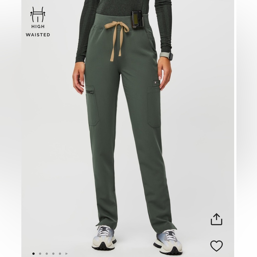 FIGS Yola scrub pants in moss